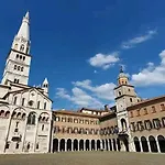 Lambrusco Monolocale Vicino Al Centro Di Universita E Policlinico דירה מודנה