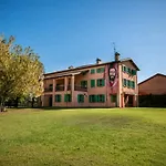 Lambrusco Monolocale Vicino Al Centro Di Universita E Policlinico