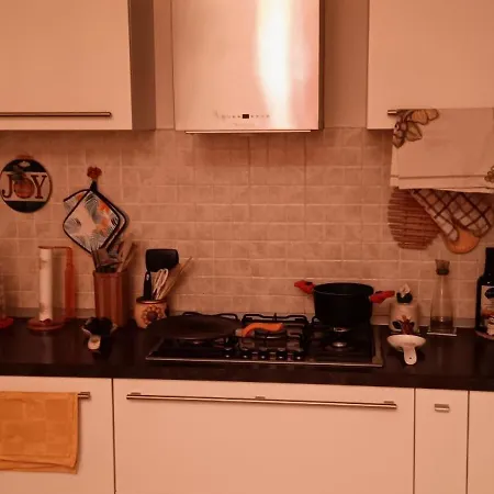 Lambrusco Monolocale Vicino Al Centro Di Universita E Policlinico Apartamento *