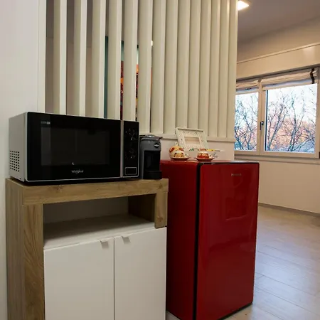 Apartamento Lambrusco Monolocale Vicino Al Centro Di Universita E Policlinico *