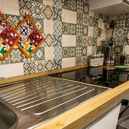 Apartamento Lambrusco Monolocale Vicino Al Centro Di Universita E Policlinico *