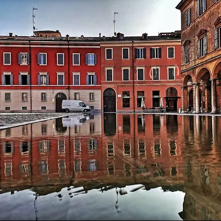 Lambrusco Monolocale Vicino Al Centro Di Universita E Policlinico * Módena