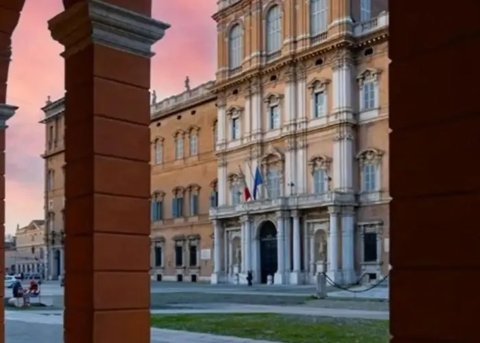 Lambrusco Monolocale Vicino Al Centro Di Universita E Policlinico 아파트 *